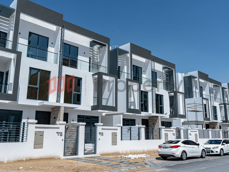 Brand new | Spacious Interior | Vacant