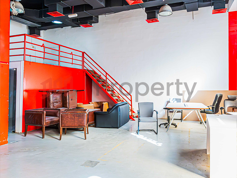 Premium | Retail Space For Rent | DIP