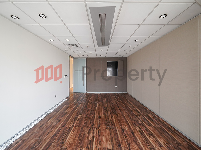 Premium Location | Office I Close to Metro