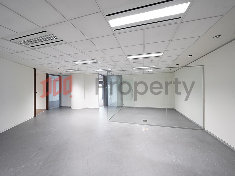 Premium Location | Office I Close to Metro