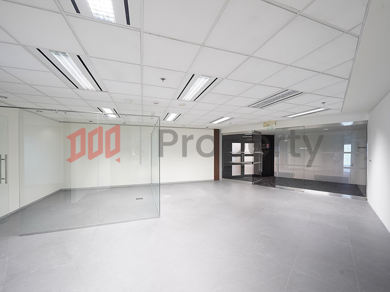 Premium Location | Office I Close to Metro