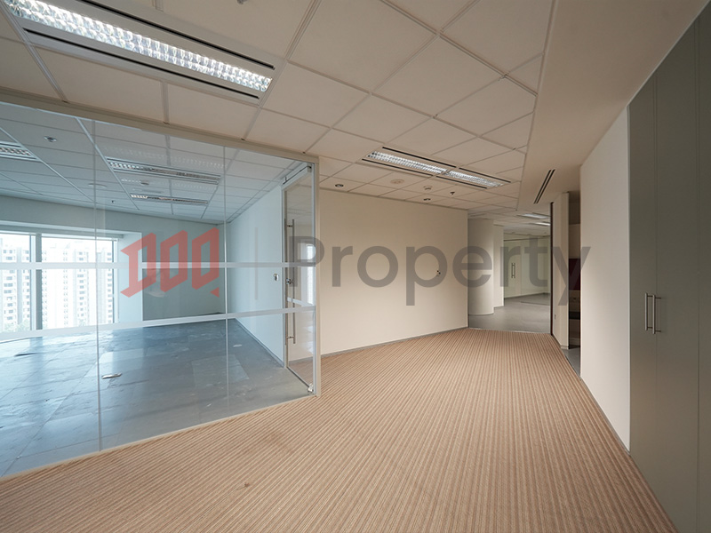 Premium Location | Office I Close to Metro