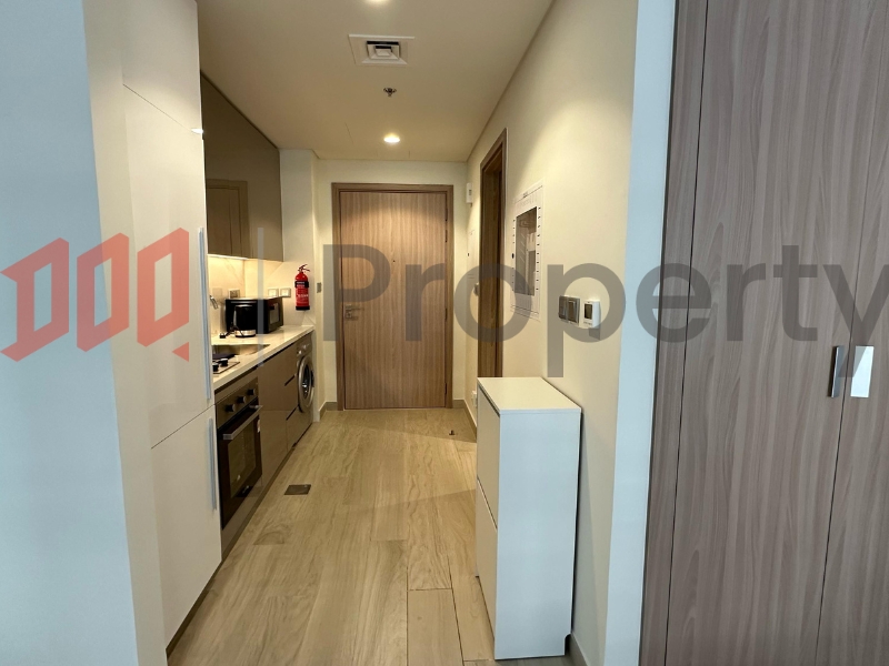 Huge Studio |AED 7000 Monthly |All Bills